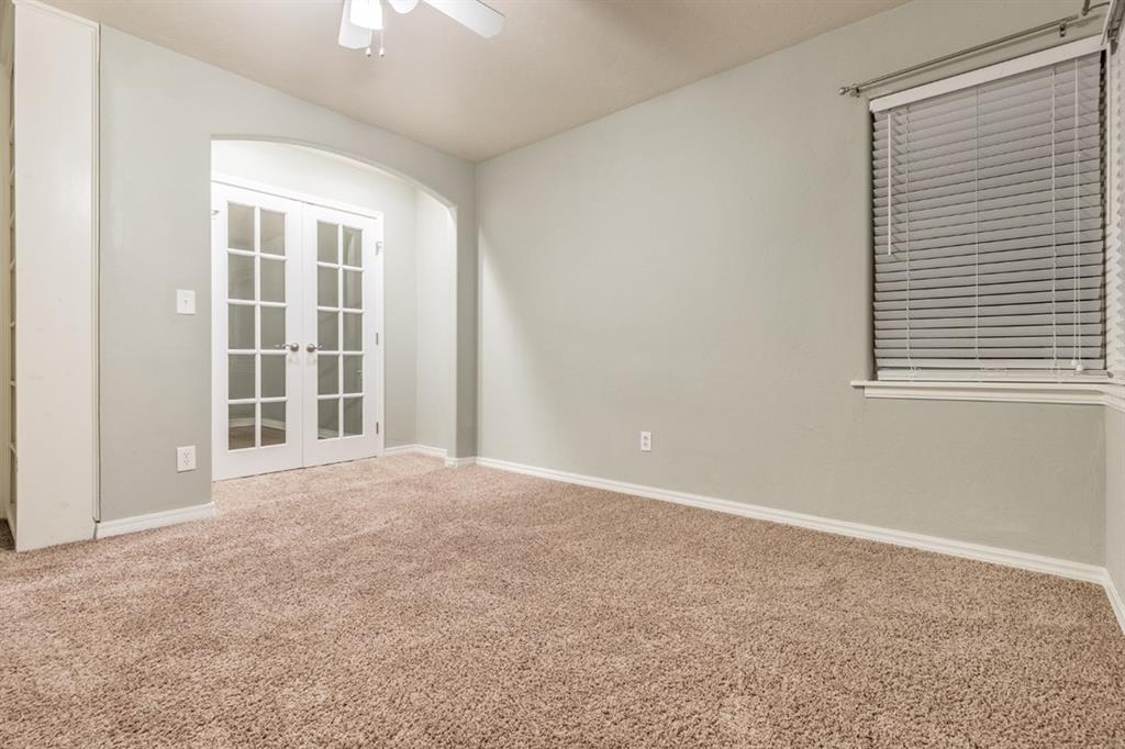 1906 Dorchester Drive Property Photo 16