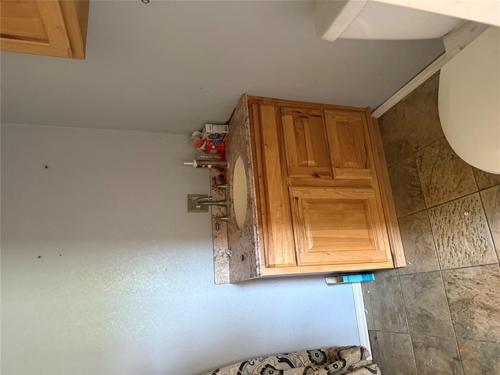 9792 County Road 3605 Property Photo 6