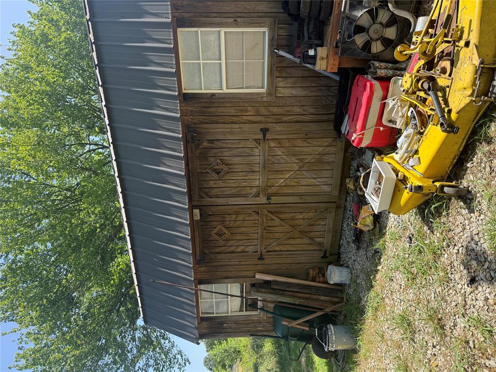 9792 County Road 3605 Property Photo 15