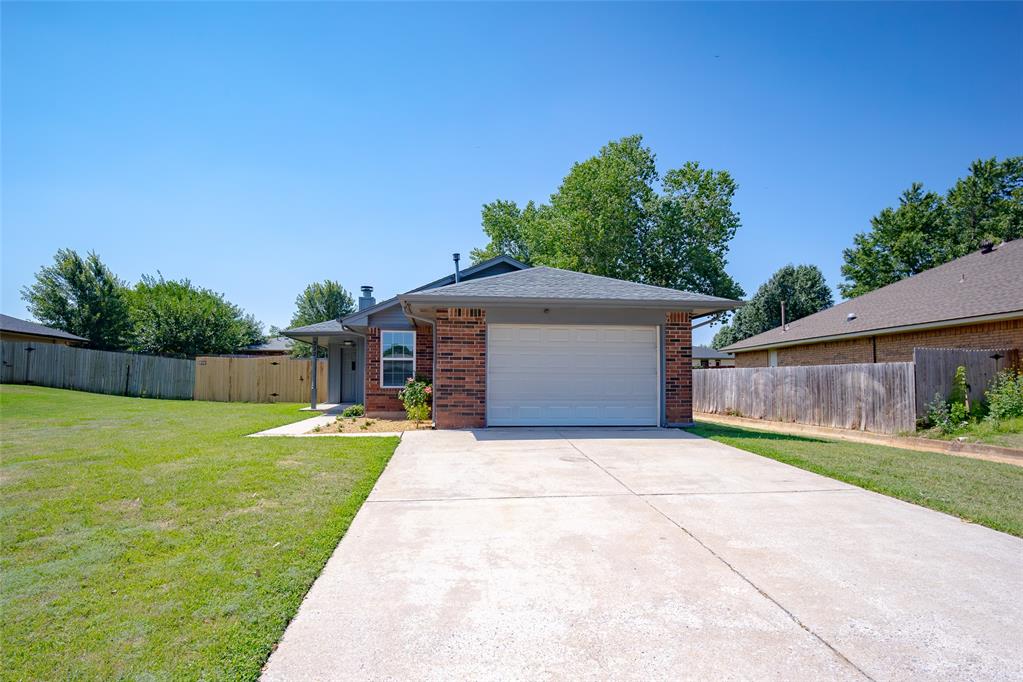 222 W Maple Branch Way Property Photo 1