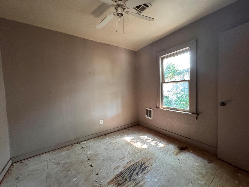 1837 Ne 24th Street Property Photo 8