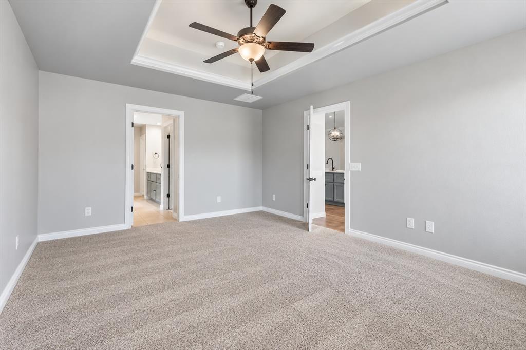 609 Side Track Road Property Photo 15