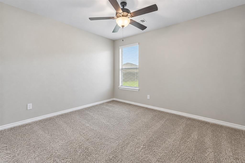 609 Side Track Road Property Photo 32