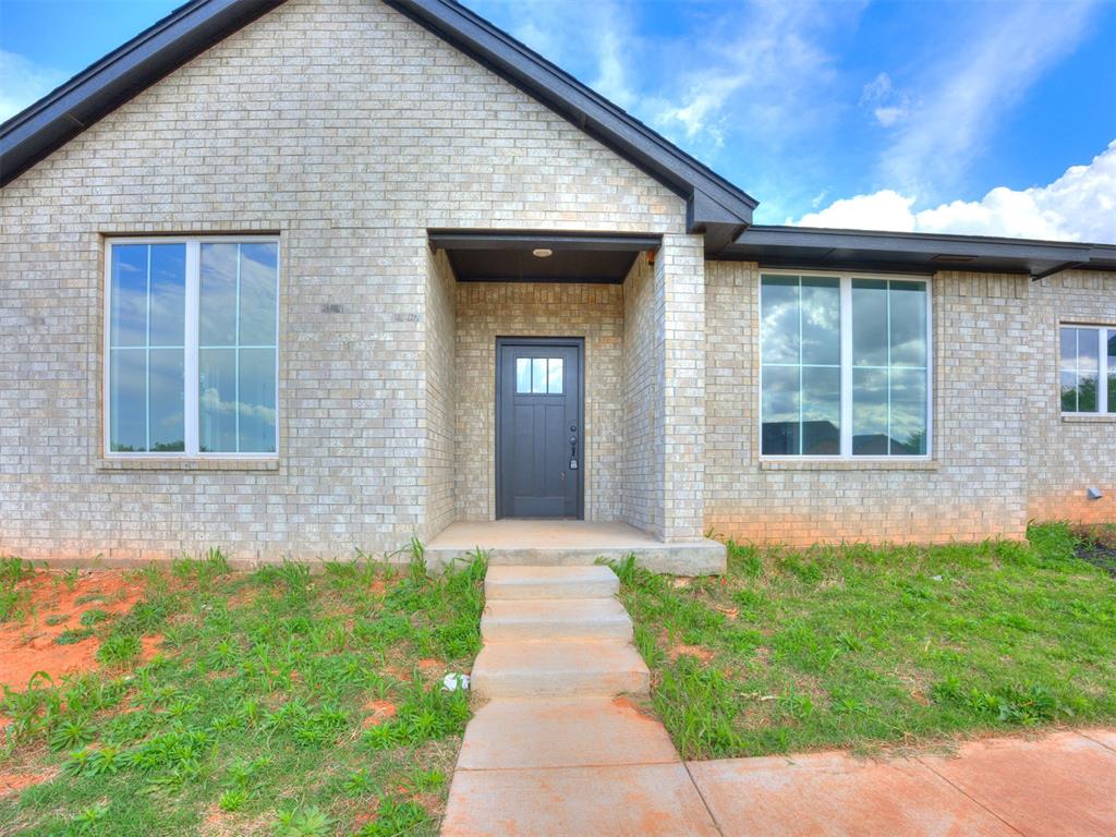 10130 S Meadows Lane Property Photo 6