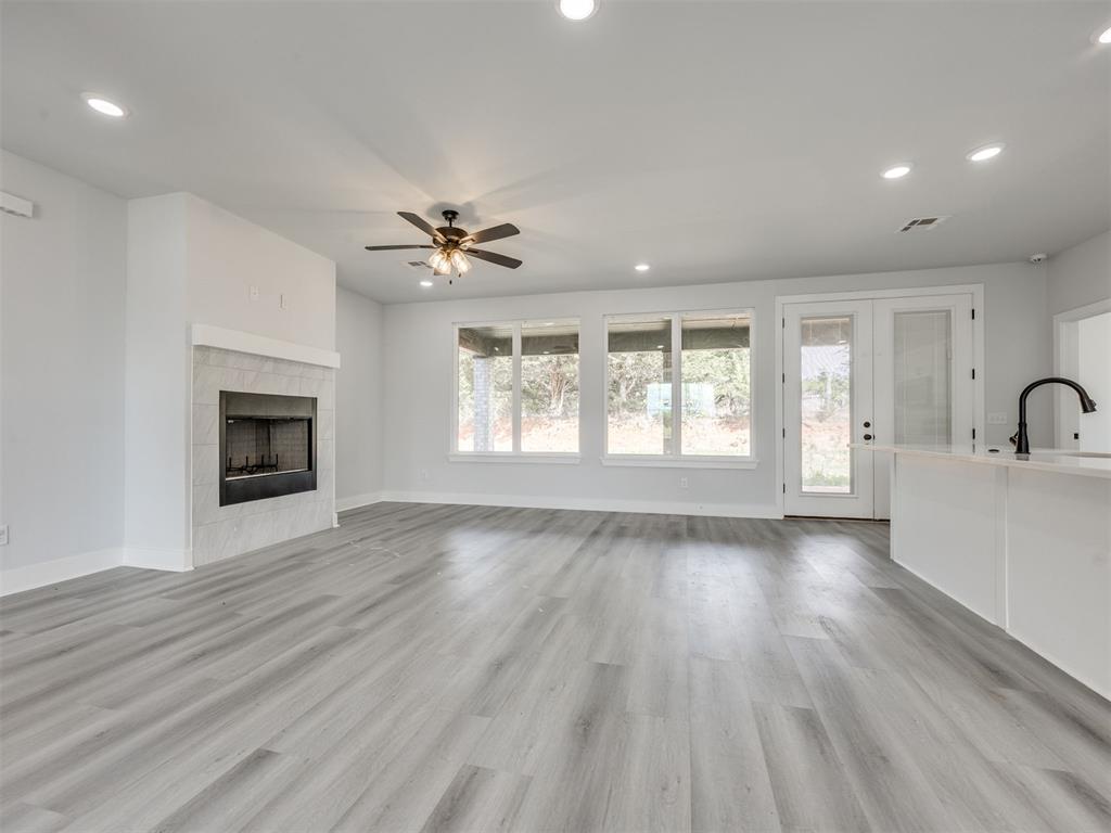 10130 S Meadows Lane Property Photo 10