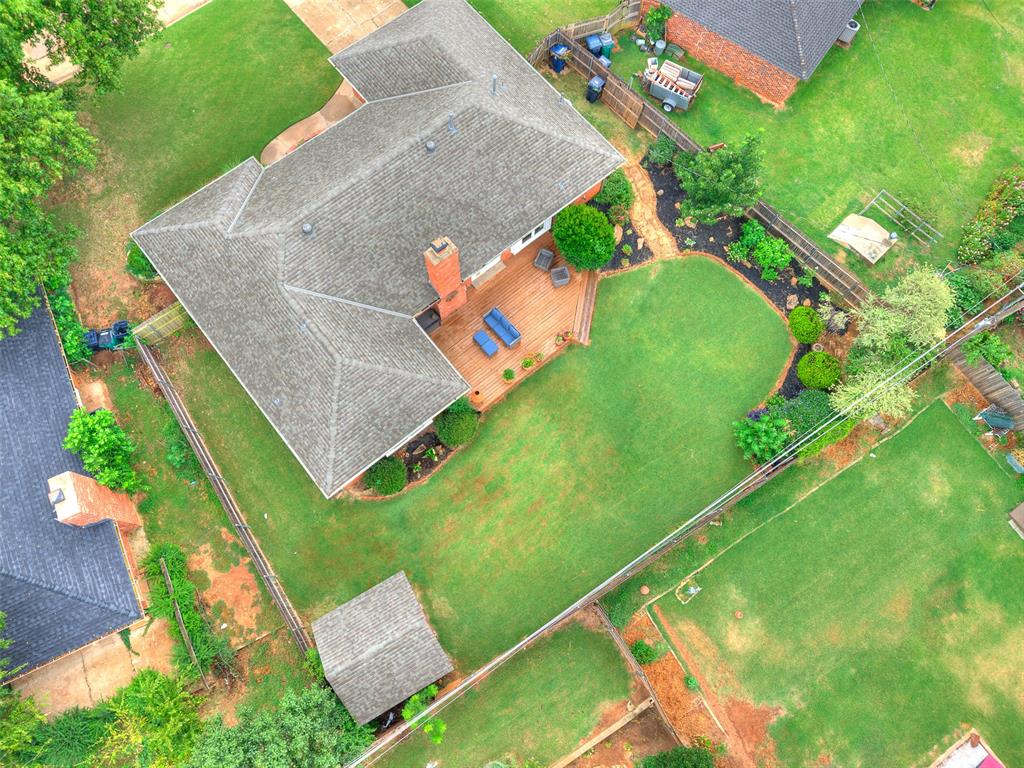 6445 N Sterling Drive Property Photo 3