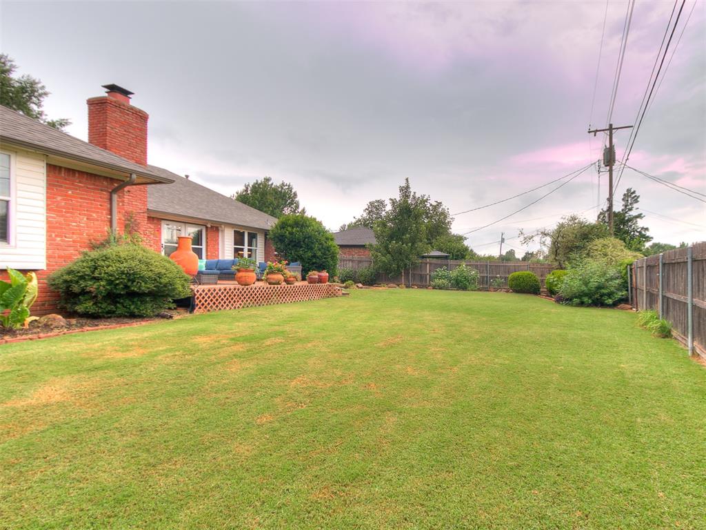 6445 N Sterling Drive Property Photo 14