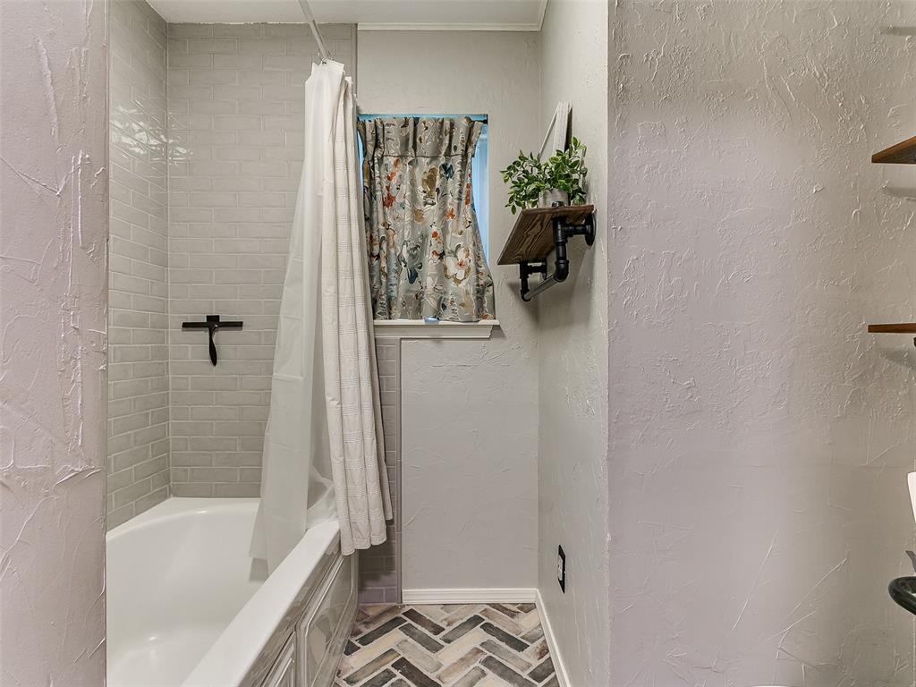 6445 N Sterling Drive Property Photo 43