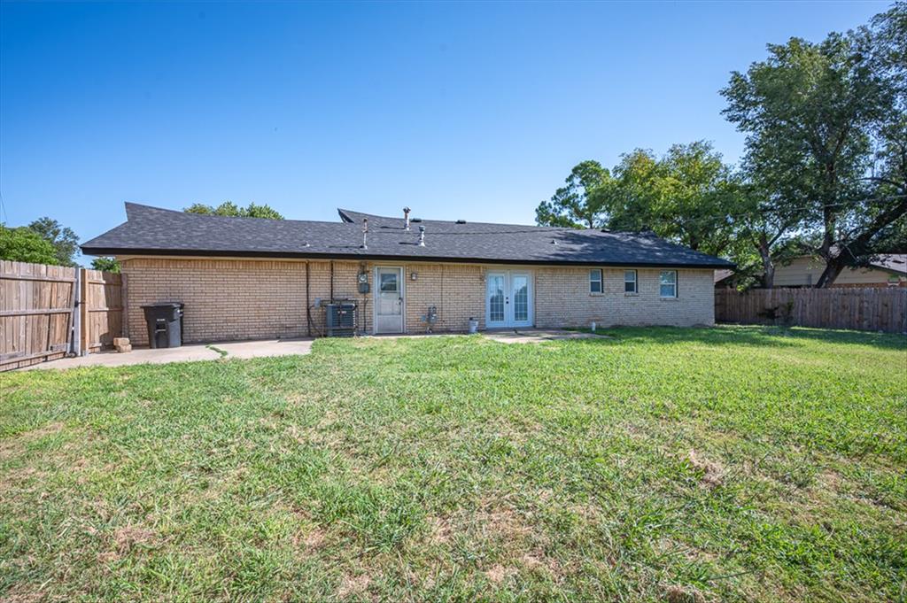 100 Bellaire Drive Property Photo 28