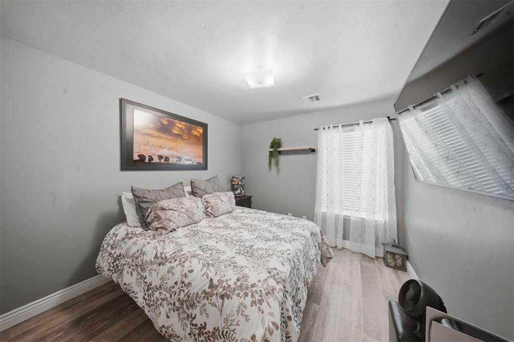 1241191 Property Photo 15