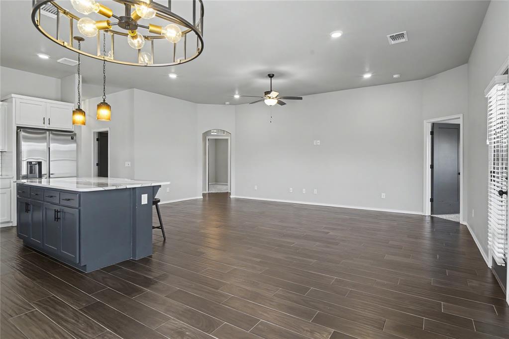 3117 Sw Red Cedar Way Property Photo 6