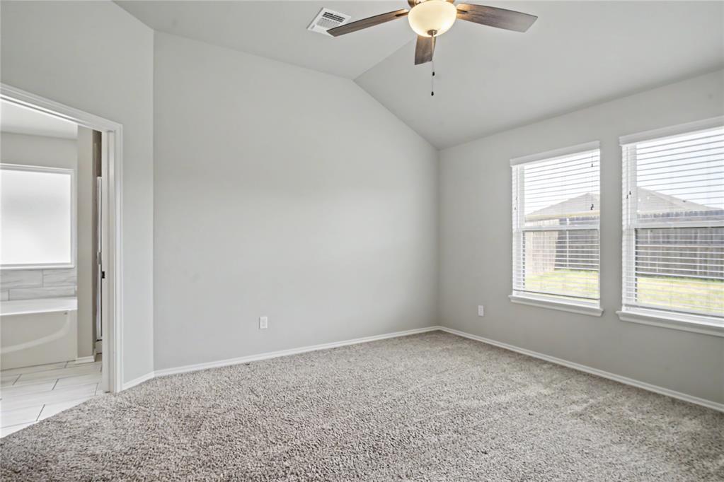 3117 Sw Red Cedar Way Property Photo 13