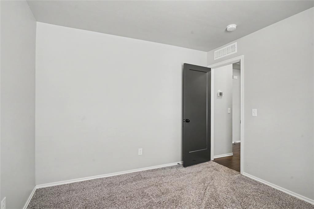 3117 Sw Red Cedar Way Property Photo 22