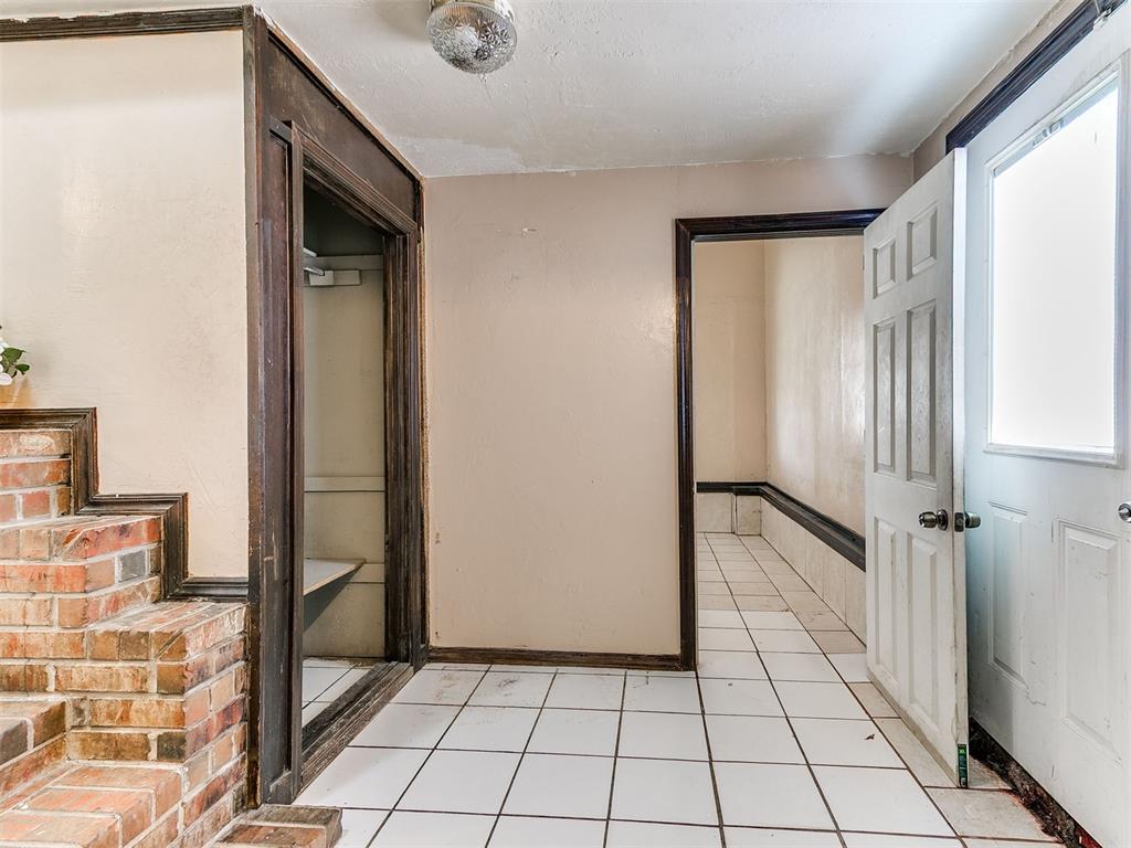 327 Se 46th Street Property Photo 16