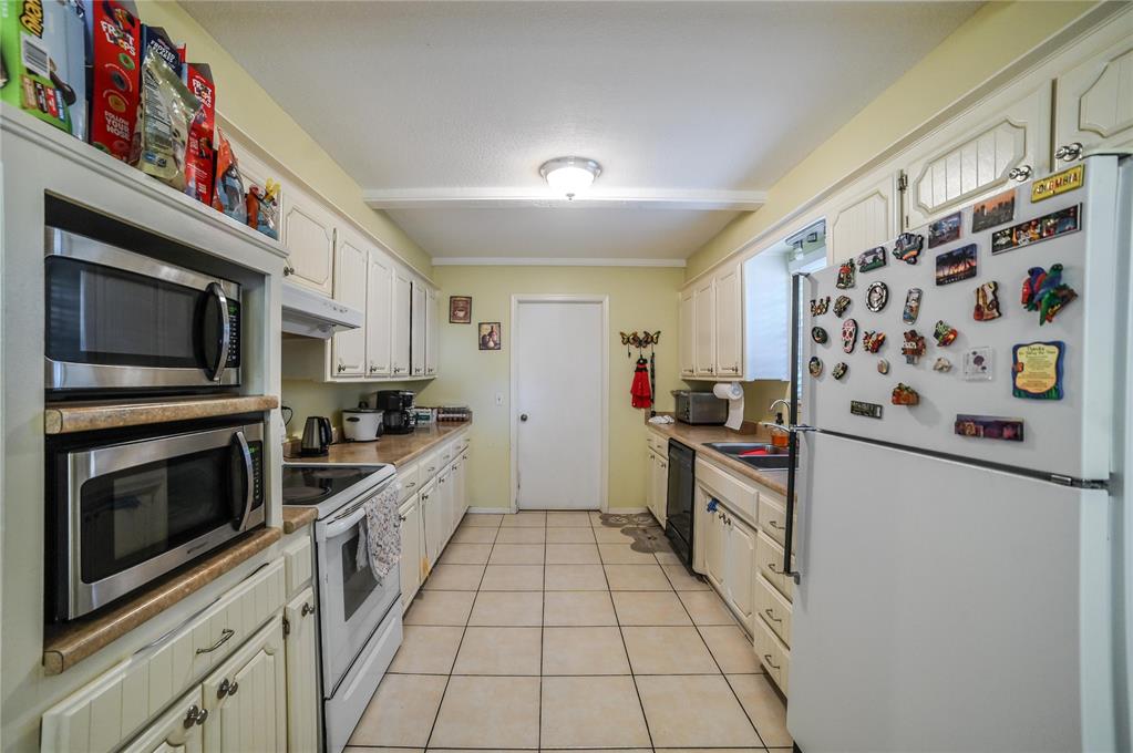 4932 Nw 20th Street Property Photo 4