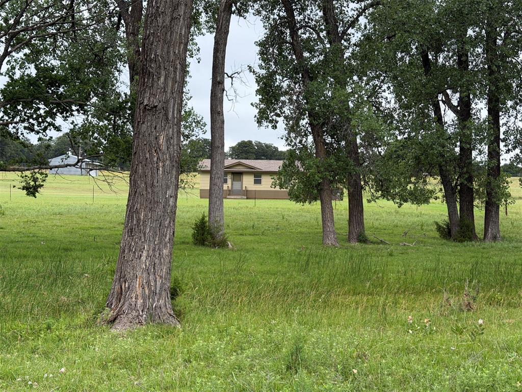 218 Quail Hollow Drive Property Photo 2