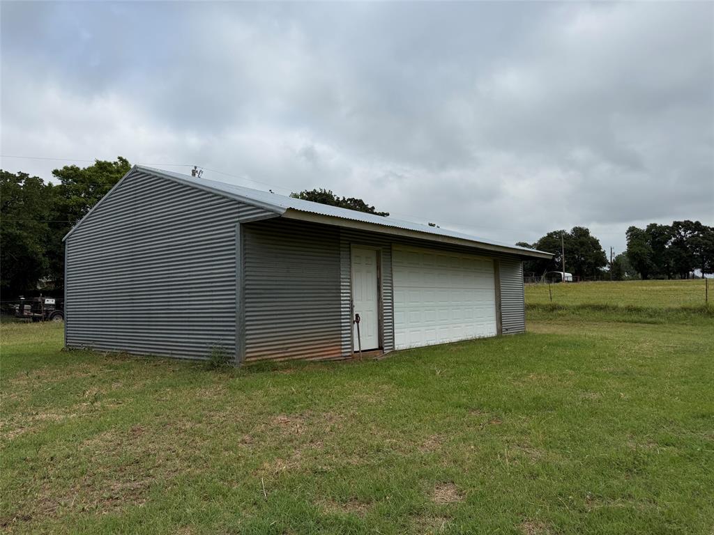 218 Quail Hollow Drive Property Photo 32