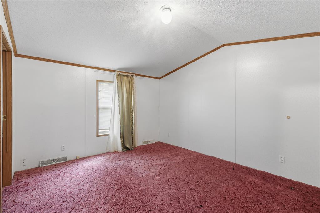 8215 N Meadow Lark Drive Property Photo 10