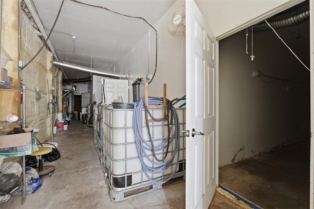 8215 N Meadow Lark Drive Property Photo 23