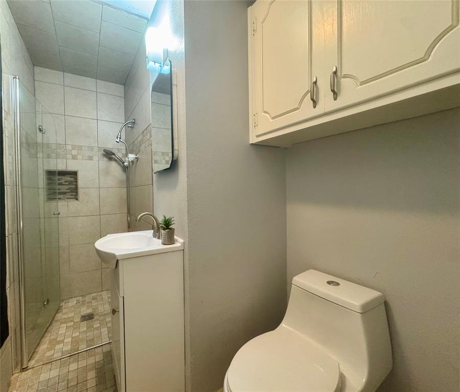 12 Morrow Drive Property Photo 12