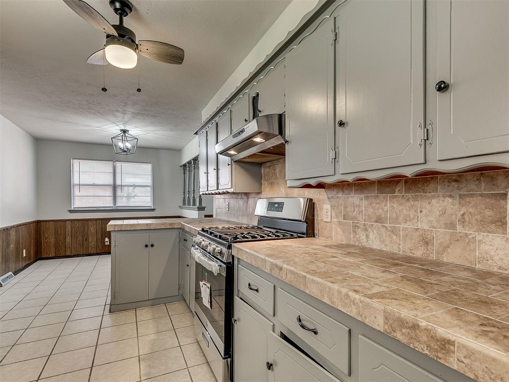 2525 Sw 69th Street Property Photo 9