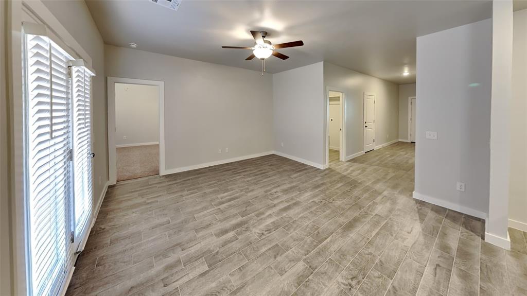 16841 Jigsaw Junction Property Photo 8