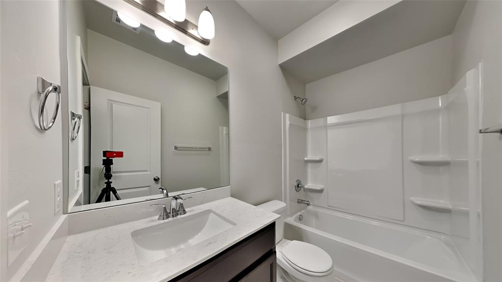 16841 Jigsaw Junction Property Photo 12