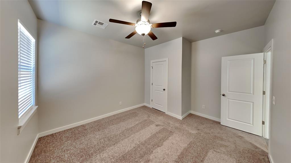 16841 Jigsaw Junction Property Photo 13
