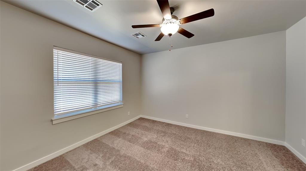 16841 Jigsaw Junction Property Photo 14