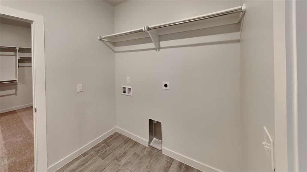 16841 Jigsaw Junction Property Photo 19