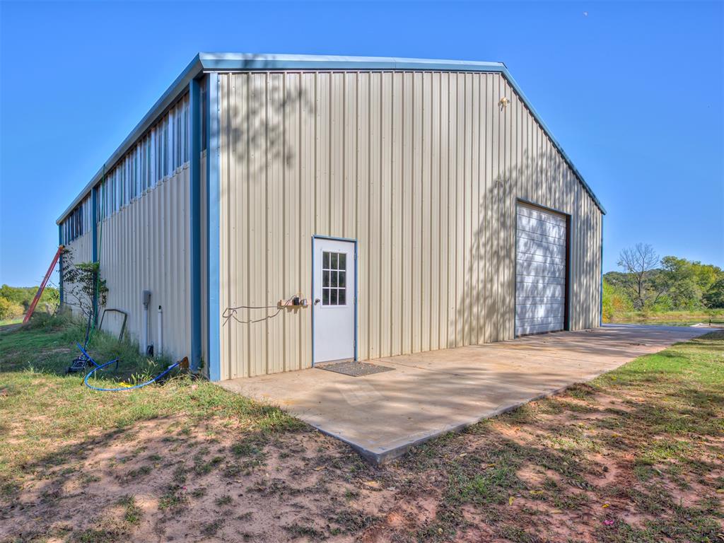 12301 E State Highway 9 Property Photo 4