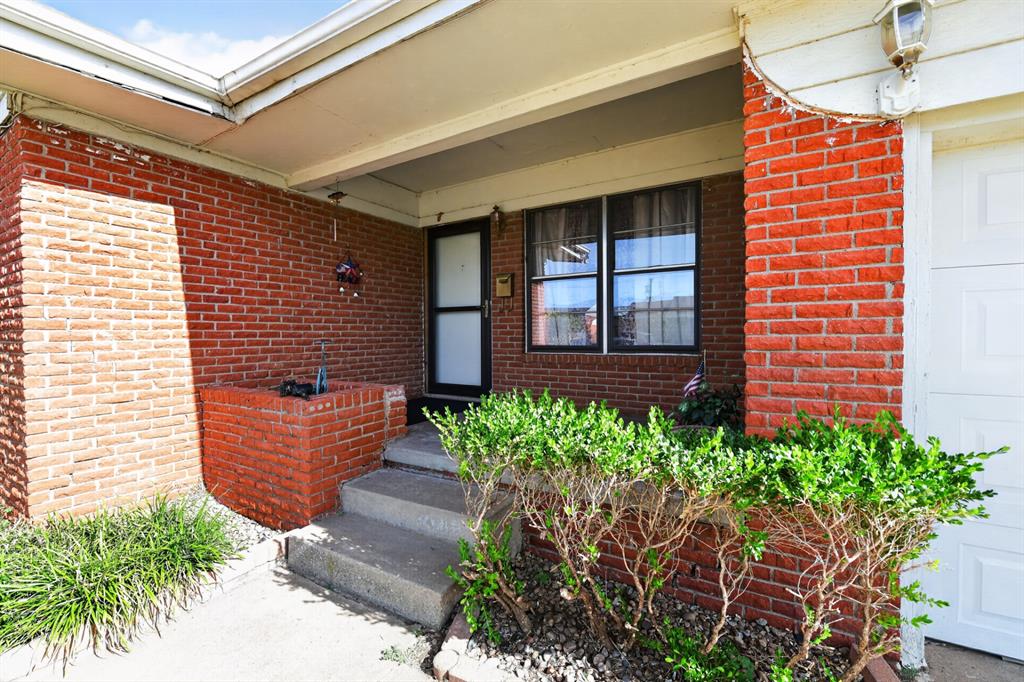 118 Sumner Drive Property Photo 3