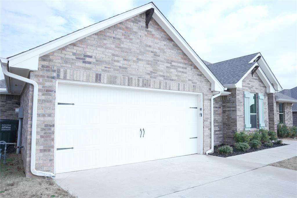 5216 Bing Circle Property Photo 4