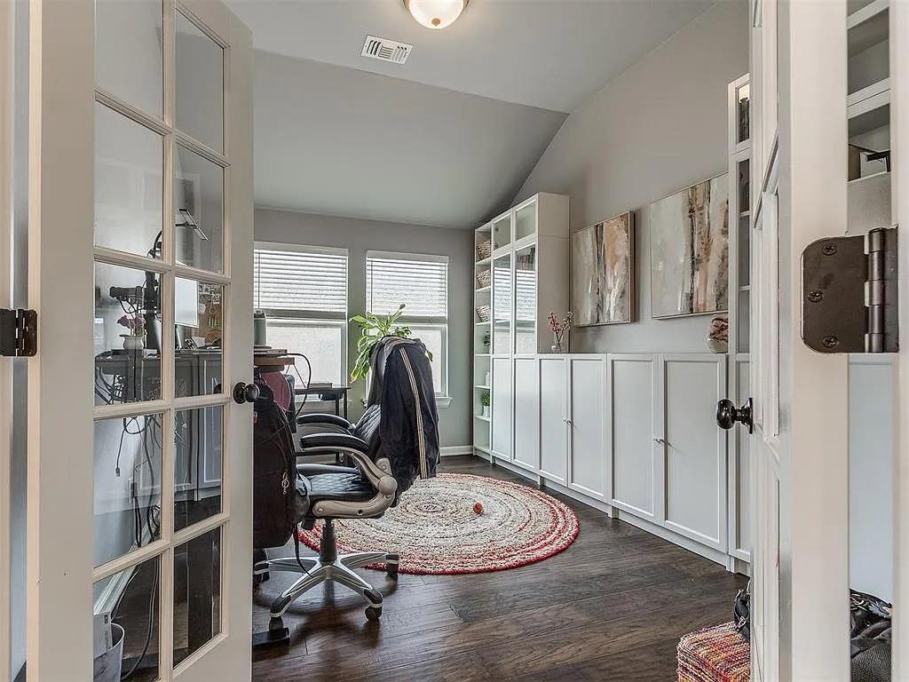 3051 Wister Road Property Photo 19