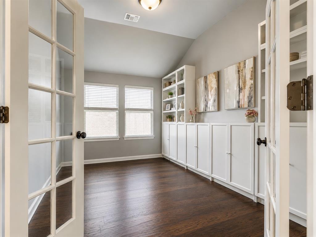 3051 Wister Road Property Photo 20