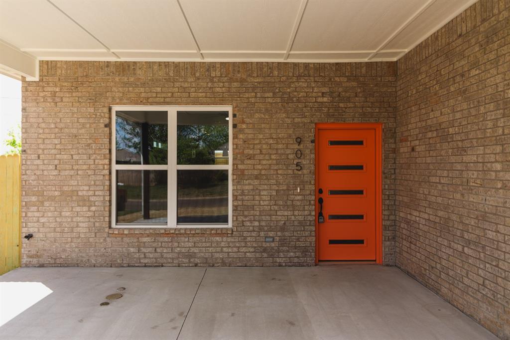 1241246 Property Photo 2