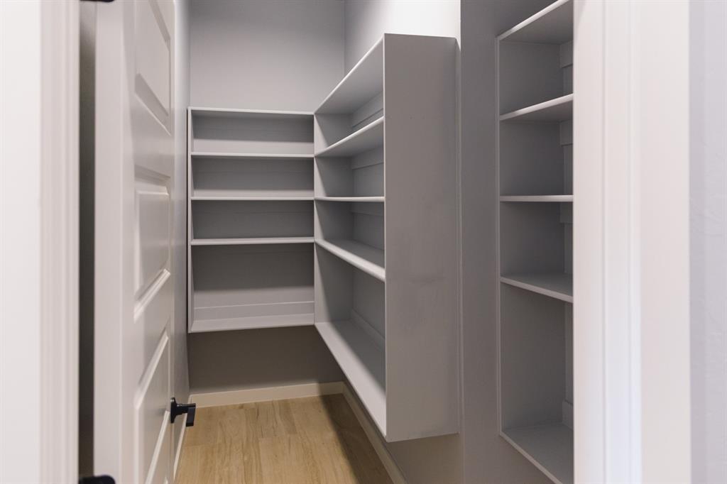 1241246 Property Photo 19