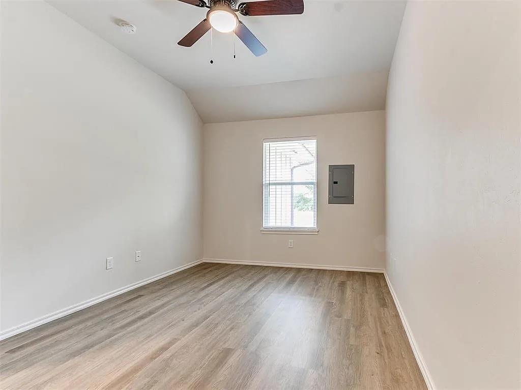 3707 Franks Way Property Photo 7
