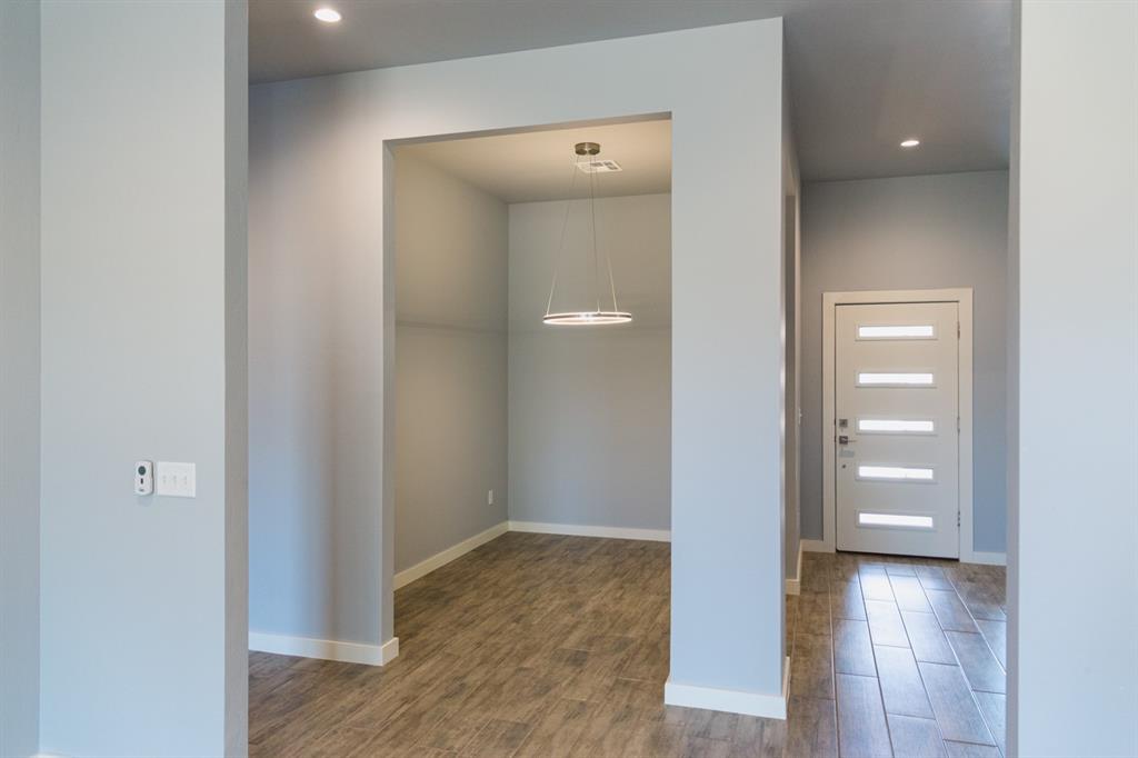 512 Remington Avenue Property Photo 7
