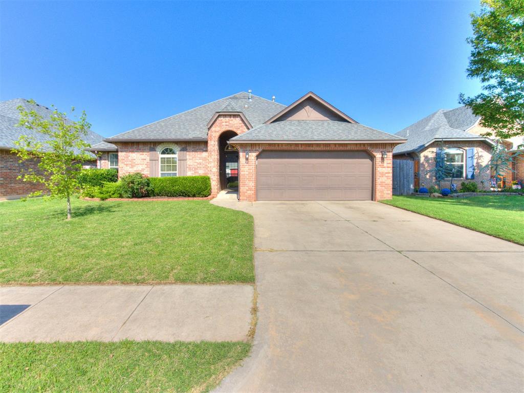 17312 Medina Lane Property Photo 1