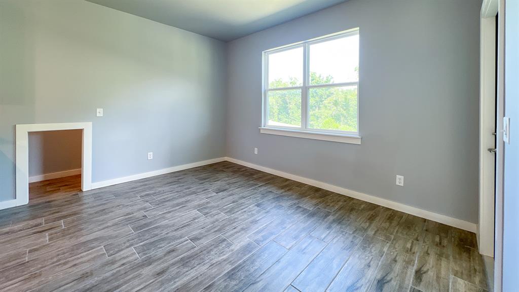 1724 Salma Road Property Photo 6