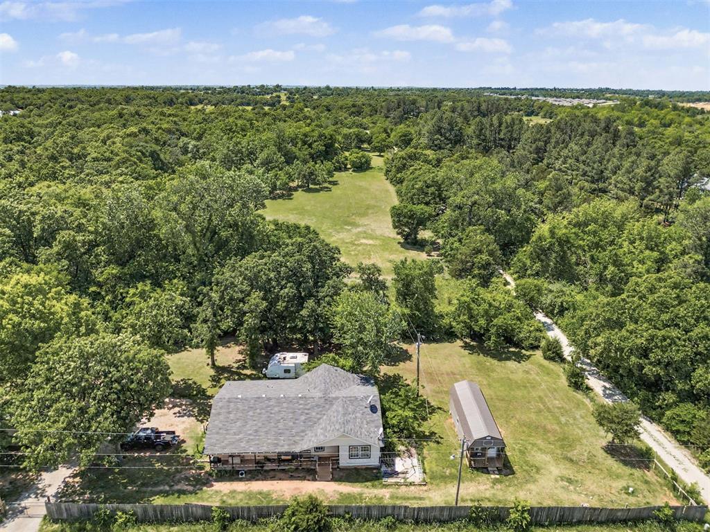 4863 S Pottawatomie Road Property Photo 4