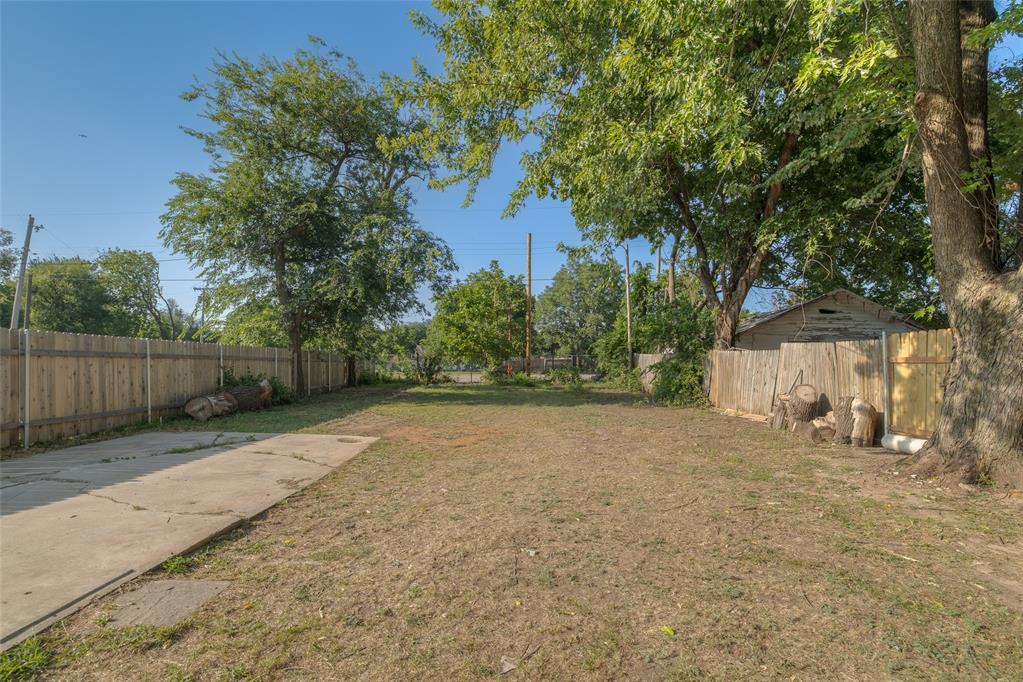 422 Se 17th Street Property Photo 31