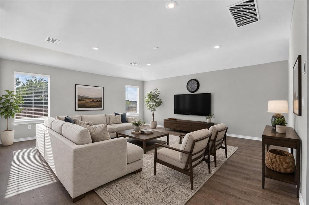 14409 Gravity Falls Lane Property Photo 4