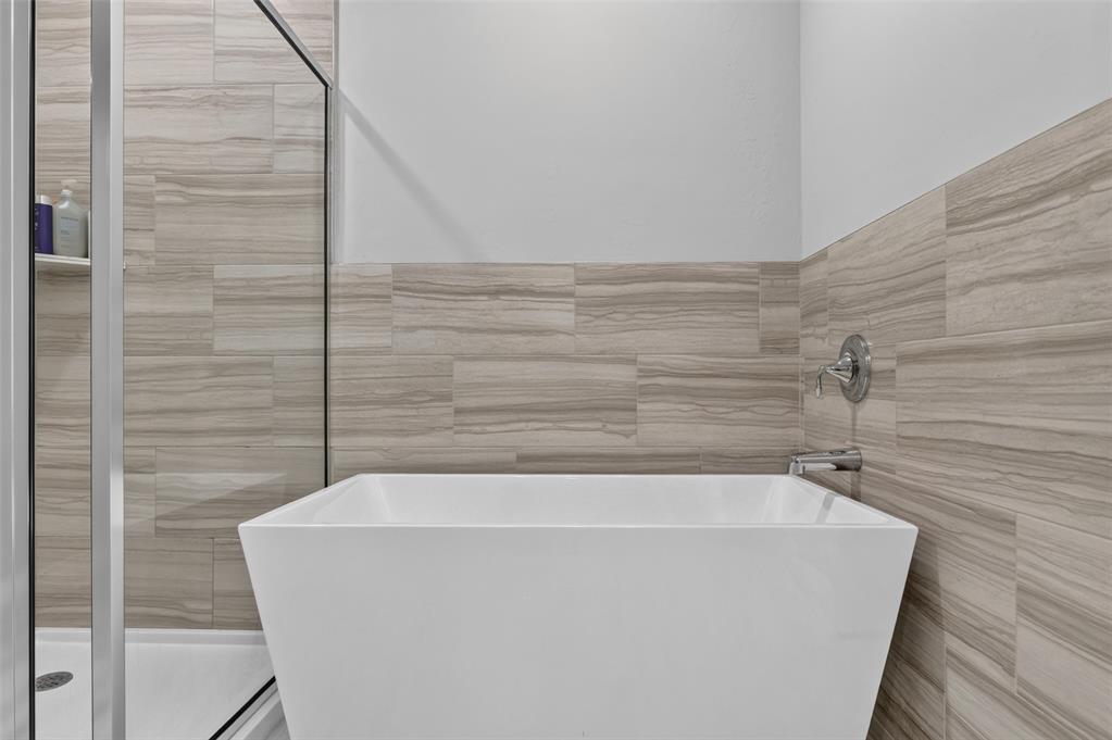 14409 Gravity Falls Lane Property Photo 21