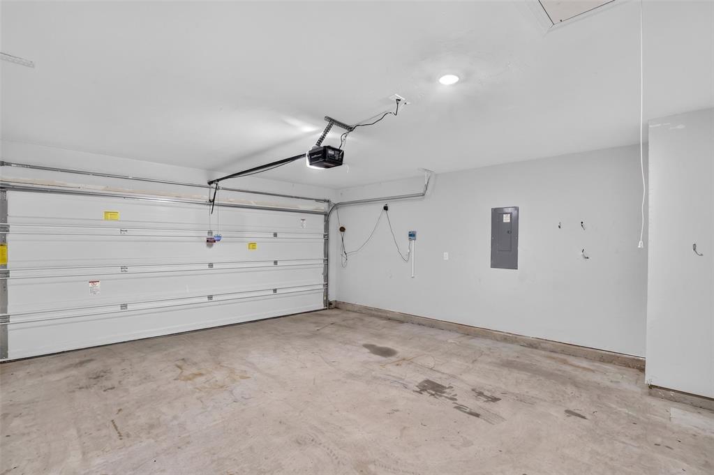 14409 Gravity Falls Lane Property Photo 34