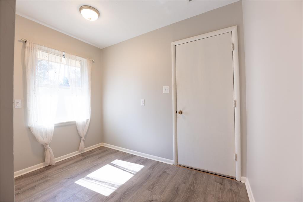 2505 Robin Road Property Photo 17