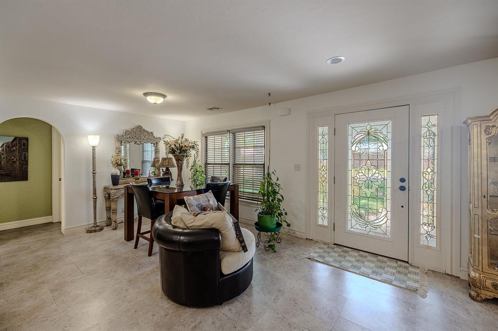 1305 E Lawrence Street Property Photo 13