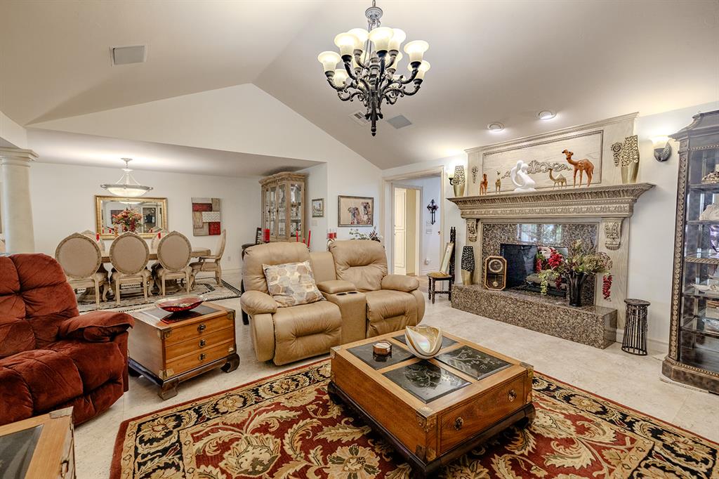 1305 E Lawrence Street Property Photo 14