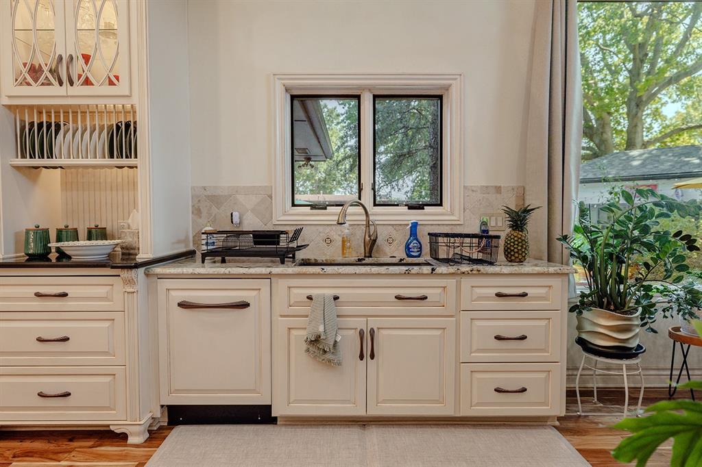1305 E Lawrence Street Property Photo 21